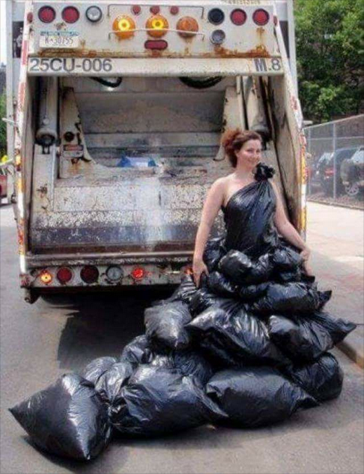 trash_dress.png.a38245d2be4018dccb00e28d33f3dd29.png